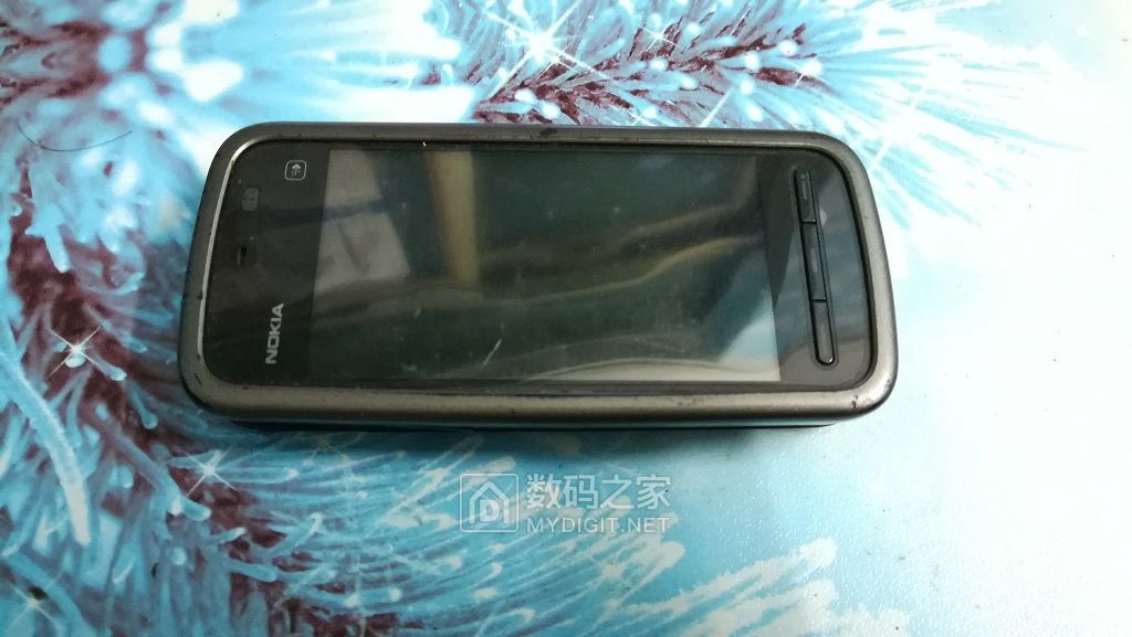 拆个诺基亚5230充电器ac8x