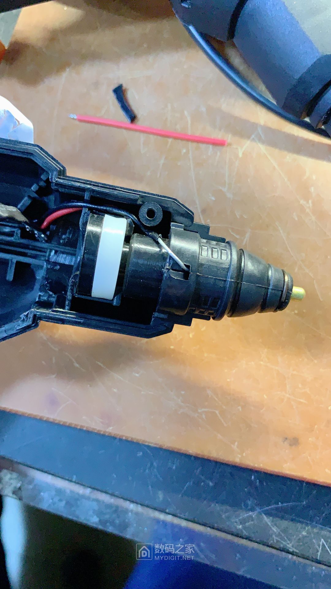 自己diy动力电包,附带威克士锂电热熔胶拆解图 - 拆机乐园 数码之家