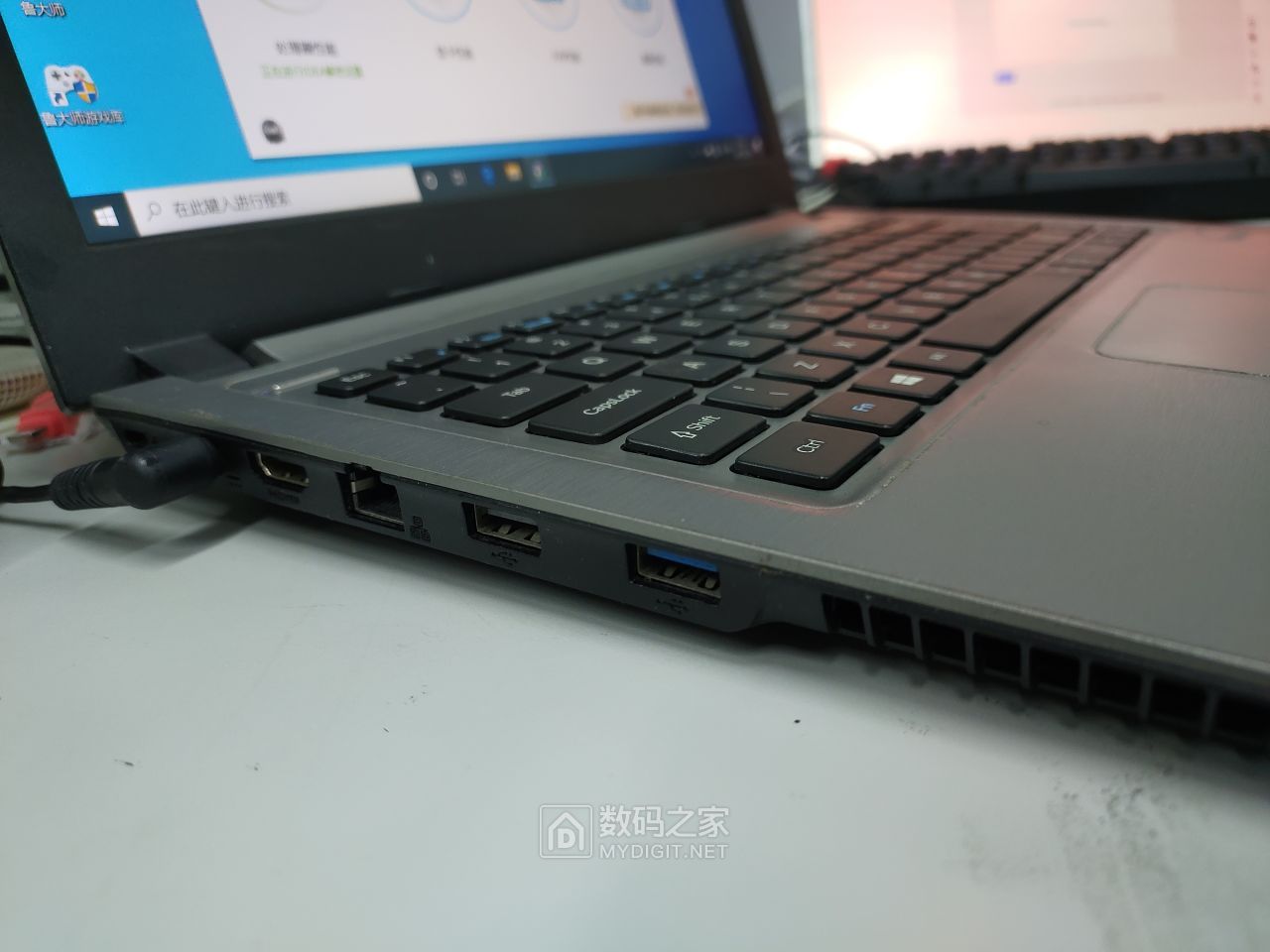 i54250u8g128g500gips屏的麦本本750元