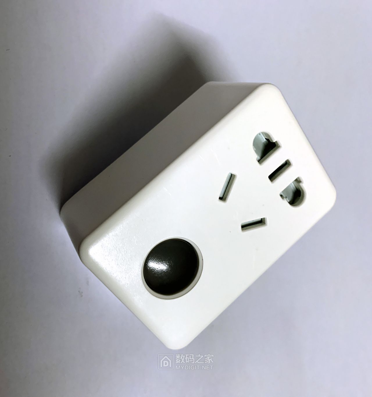 博联broadlink智能wifi插座拆解