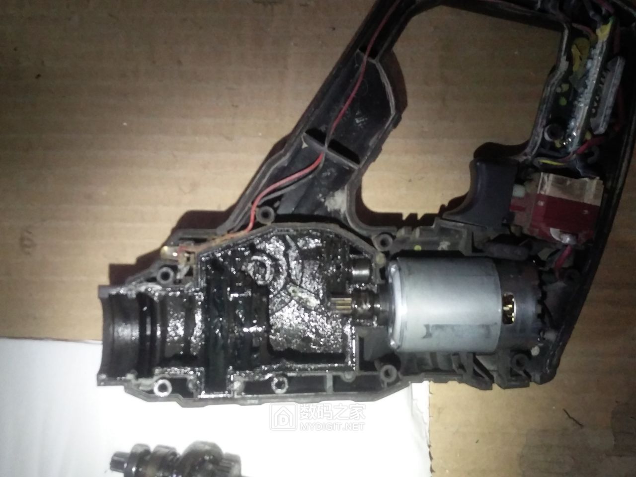 拆解保养威克士wu390轻型电锤冲击钻