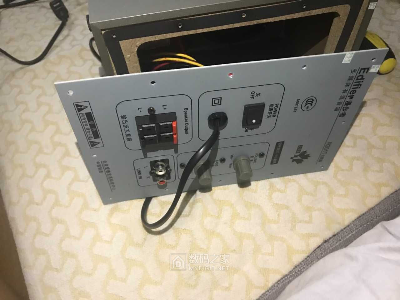 Edifier R301t 买的二手漫步者音箱拆了,Edifier R301T北美版 - 拆机乐园 数码之家