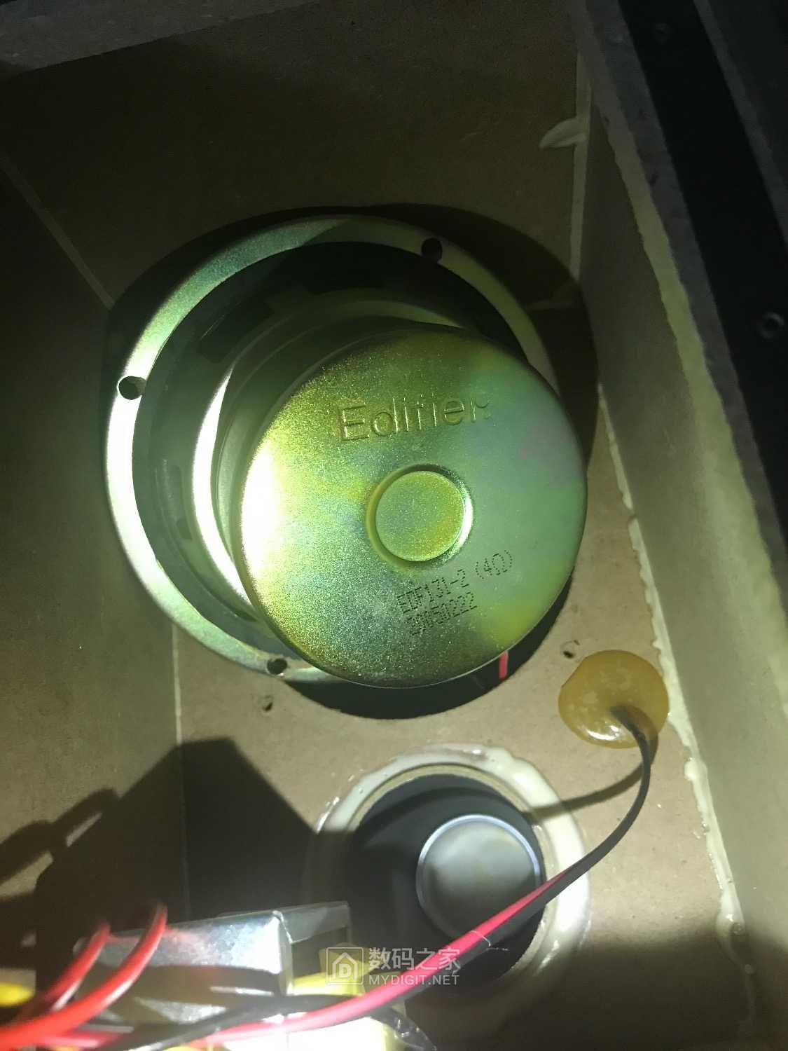 Edifier R301t 买的二手漫步者音箱拆了,Edifier R301T北美版 - 拆机乐园 数码之家