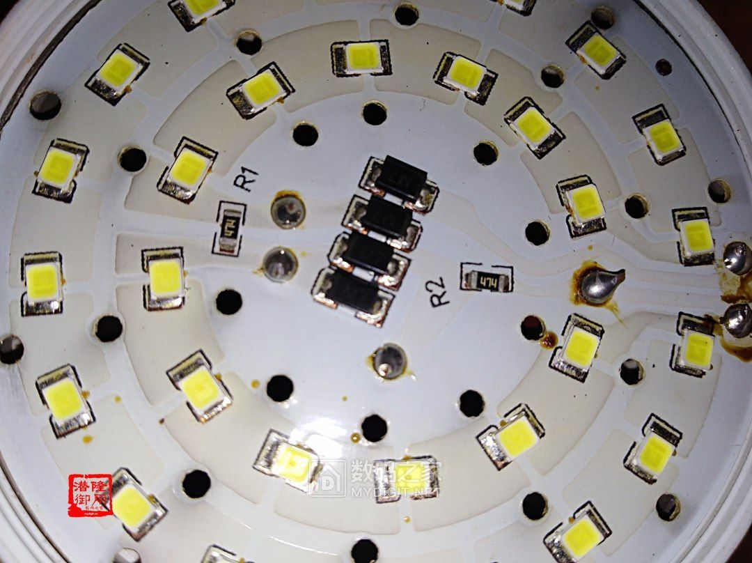 元作友情维修朋友的9wled灯泡和电吹风