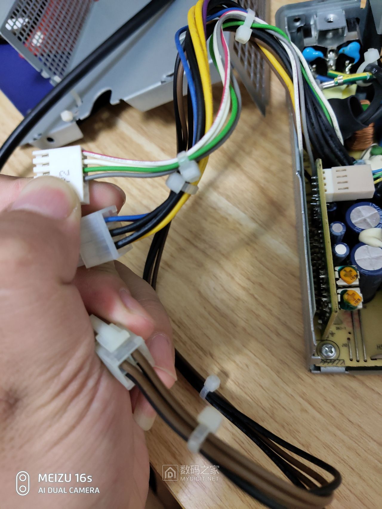 请教大家惠普小主机的电源怎么短接启动?