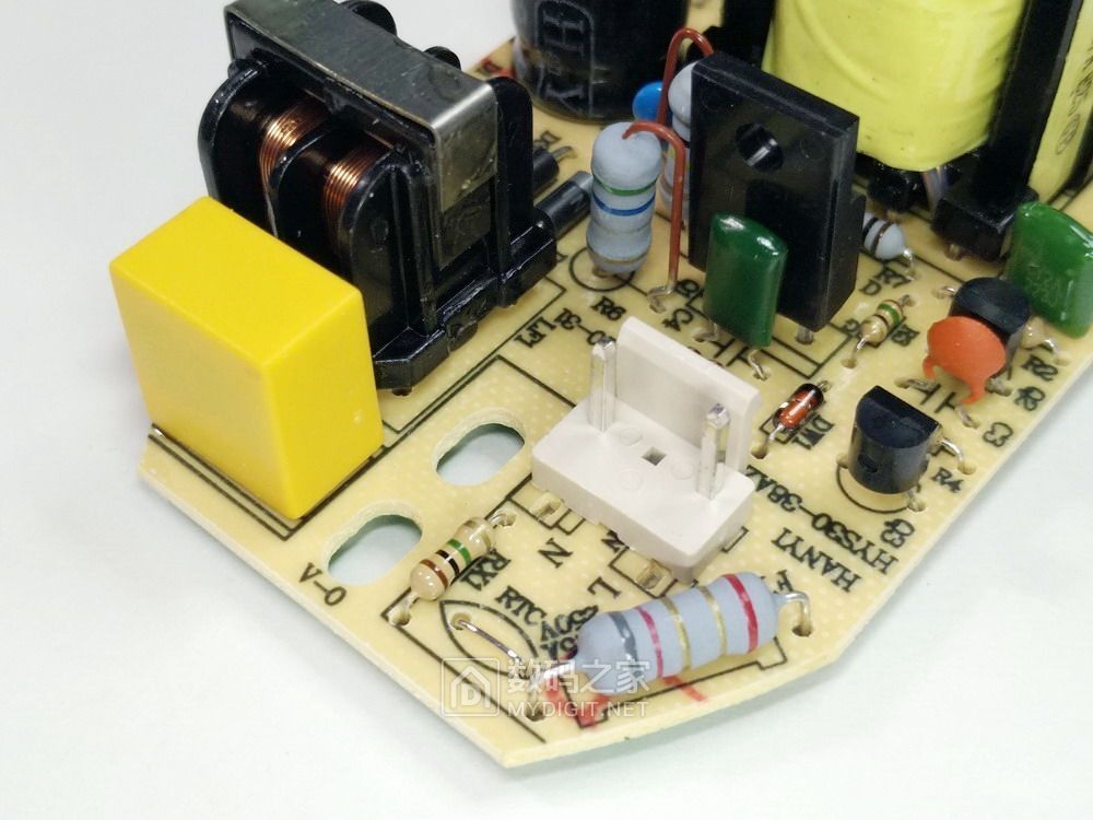 小熊加湿器的电源板肉多做工也不错