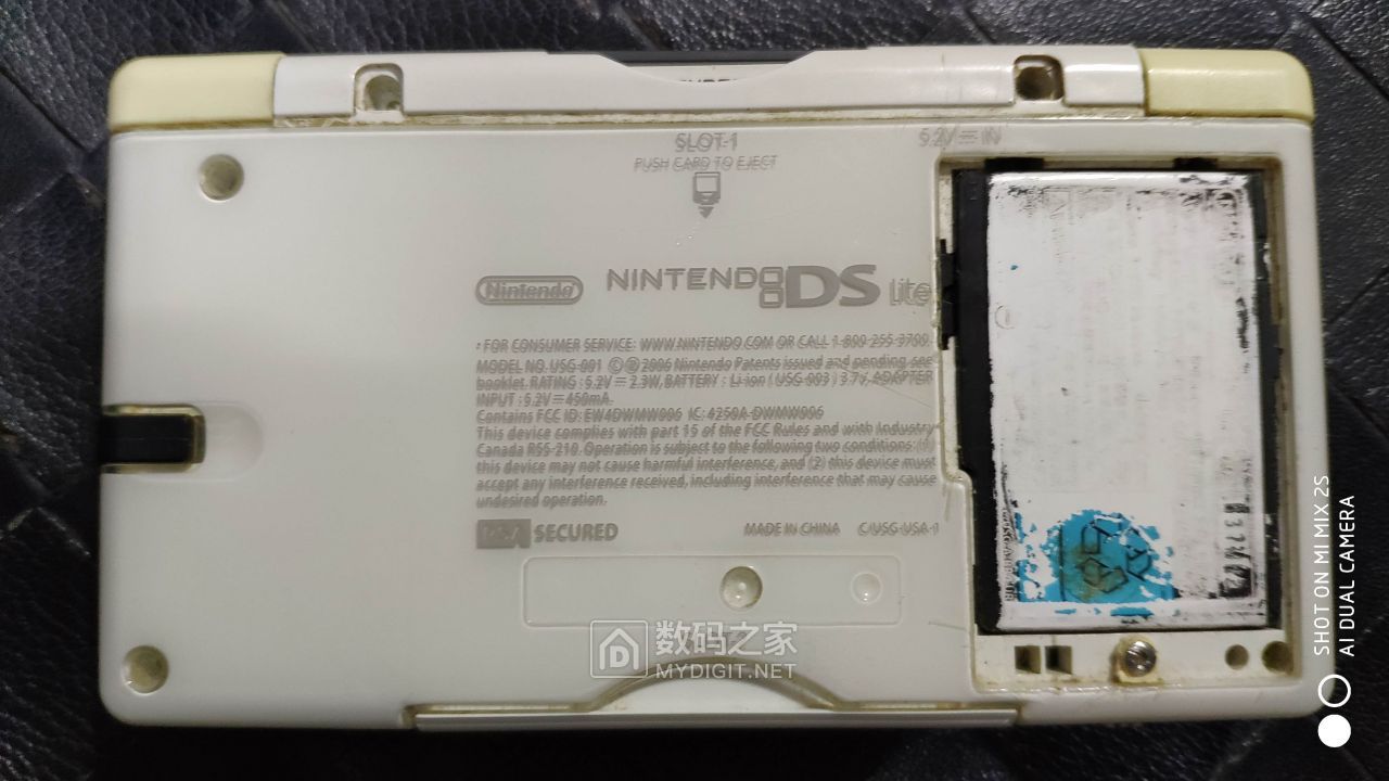 nintendodslite任天堂nds游戏机拆解