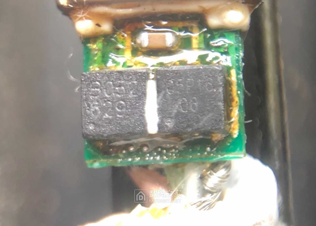 苹果x原装数据线拆解