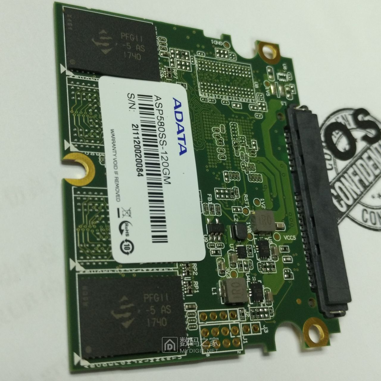 ADATA SP580 威刚SSD 120GB 拆解，没奖。 - SSD存储技术 数码之家