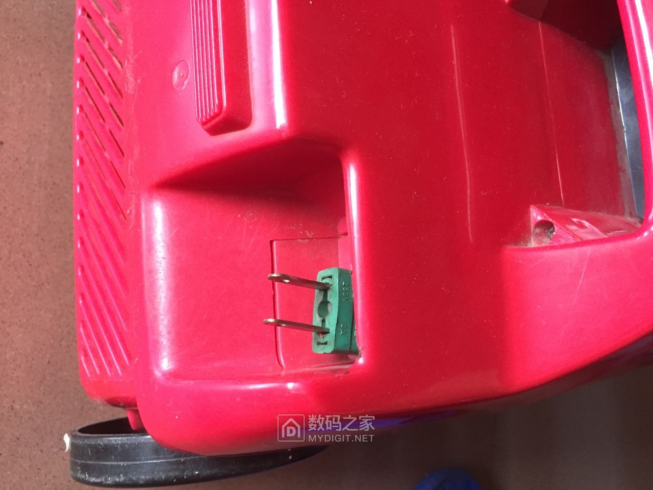 拆一个快30年的快乐牌吸尘器