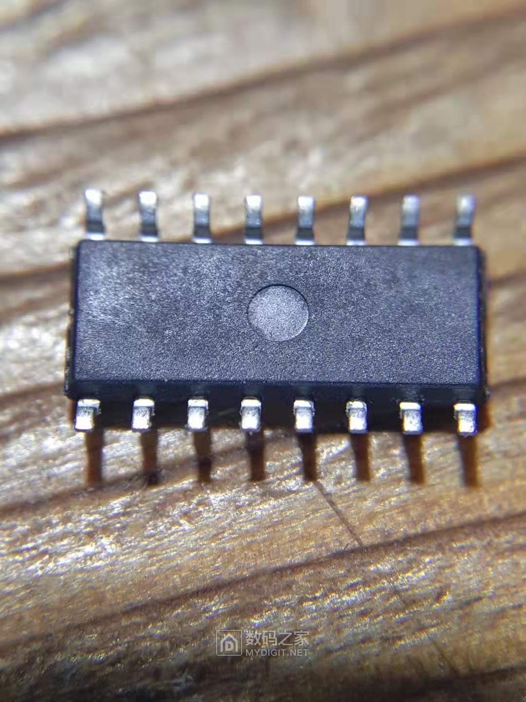 l6599d集成块哪个是1脚