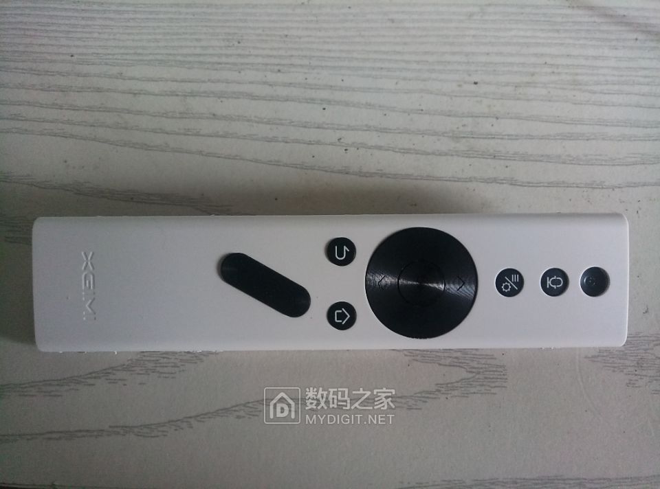 极米play遥控器拆机