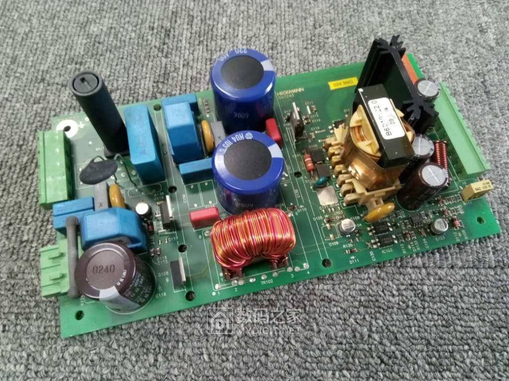 蒂森电梯抱闸电源拆看 - 拆机乐园 数码之家