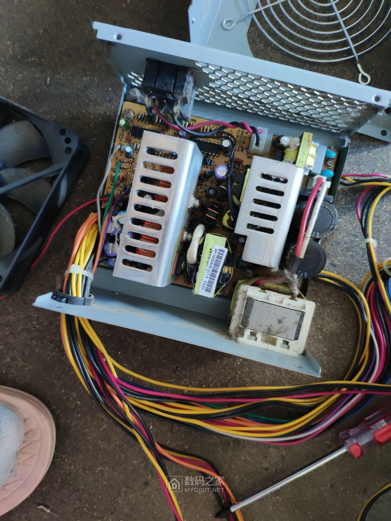 [电脑] 拆解09年长城atx - 300sd电源