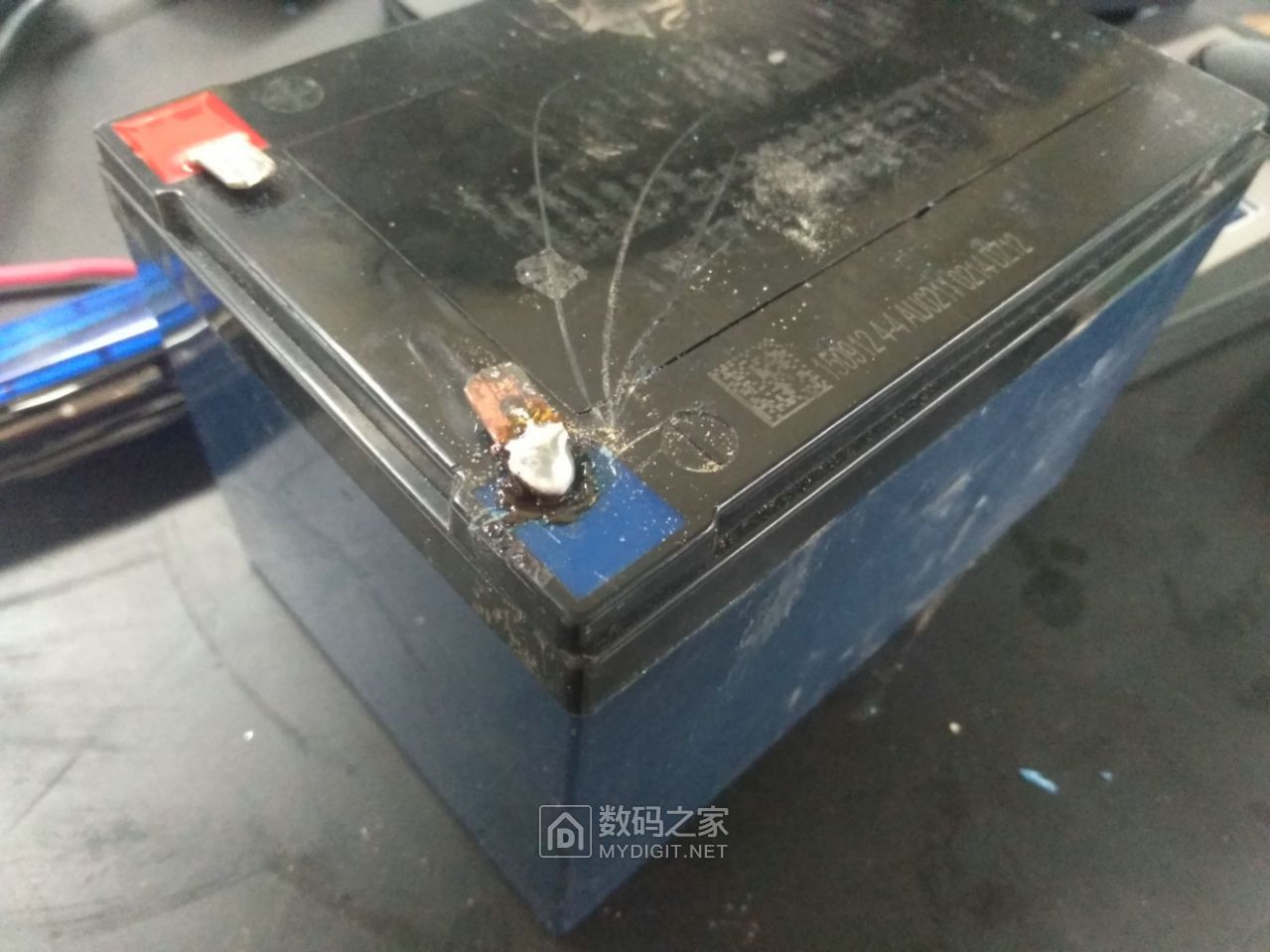 维修奇葩的电瓶车电池损坏烧保险and断极耳