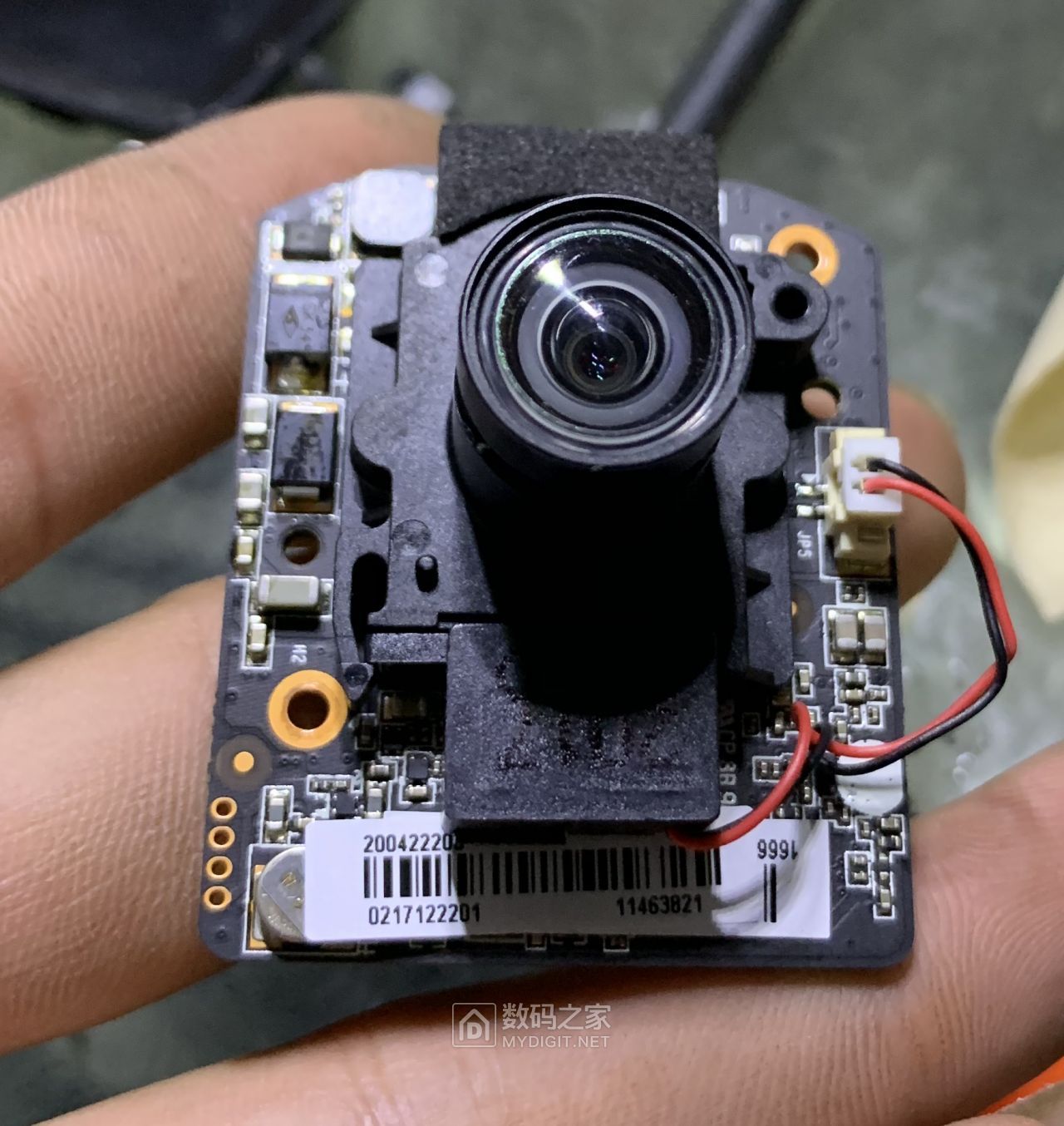 海康威视网络摄像头200w像素h265ds2cd3t25di3拆解