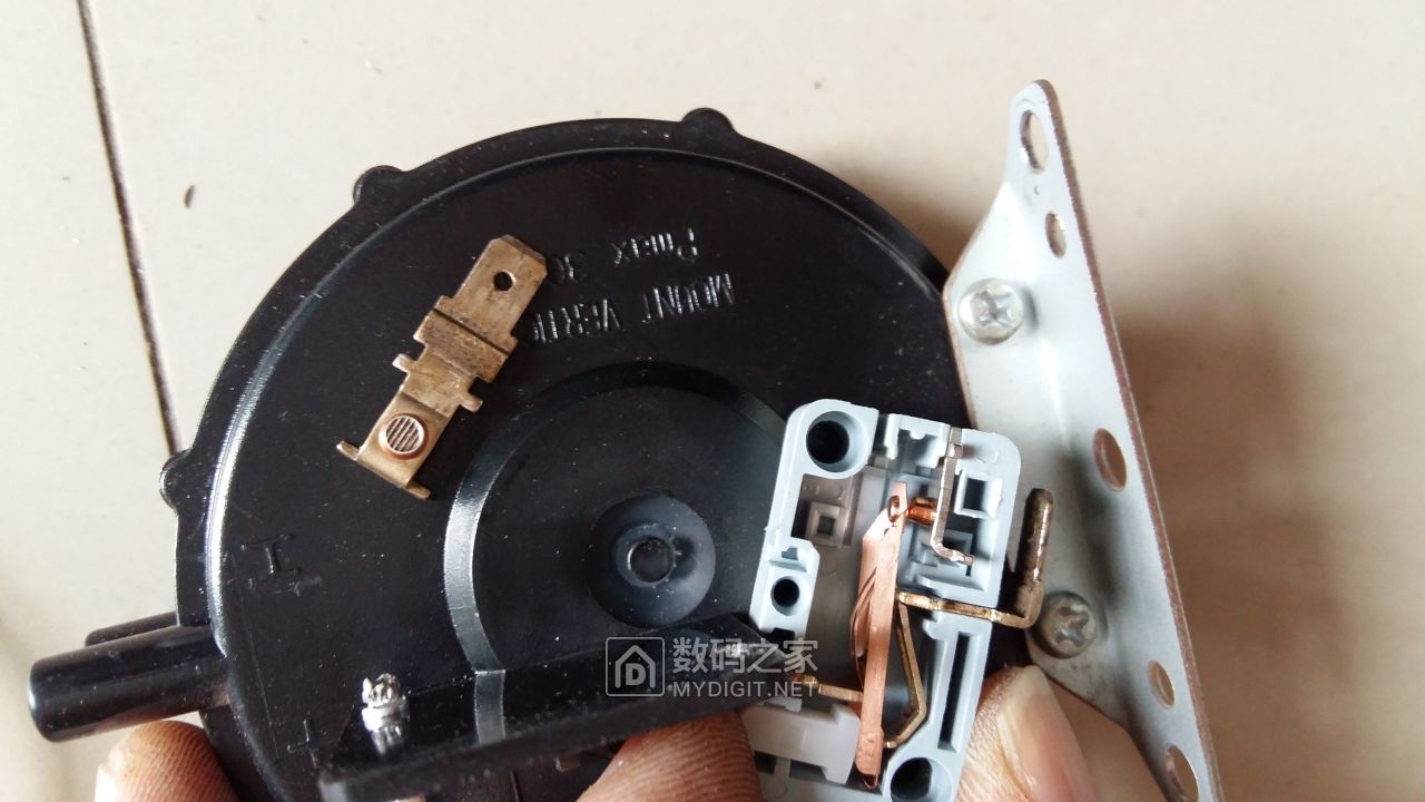 拆修家里的前锋热水器偶发性a5故障