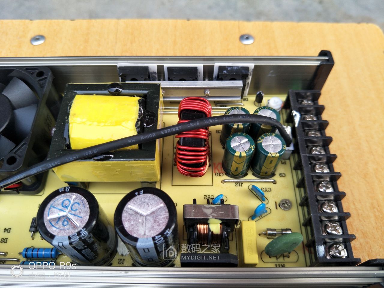 拆个固德12v50a600瓦开关电源gd60012