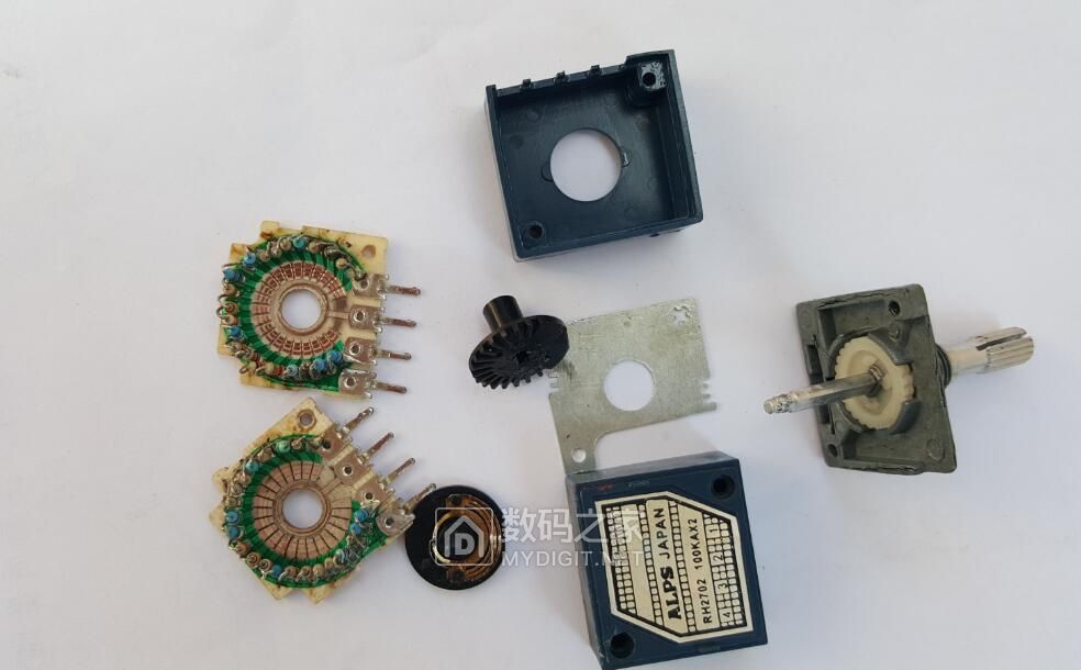 拆修一个alps应该是假的电位器