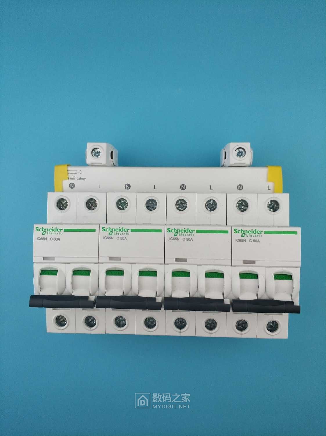 施耐德100a汇流排端子1p2p3p4p1pn空开跳线连接端子a9xpcm04