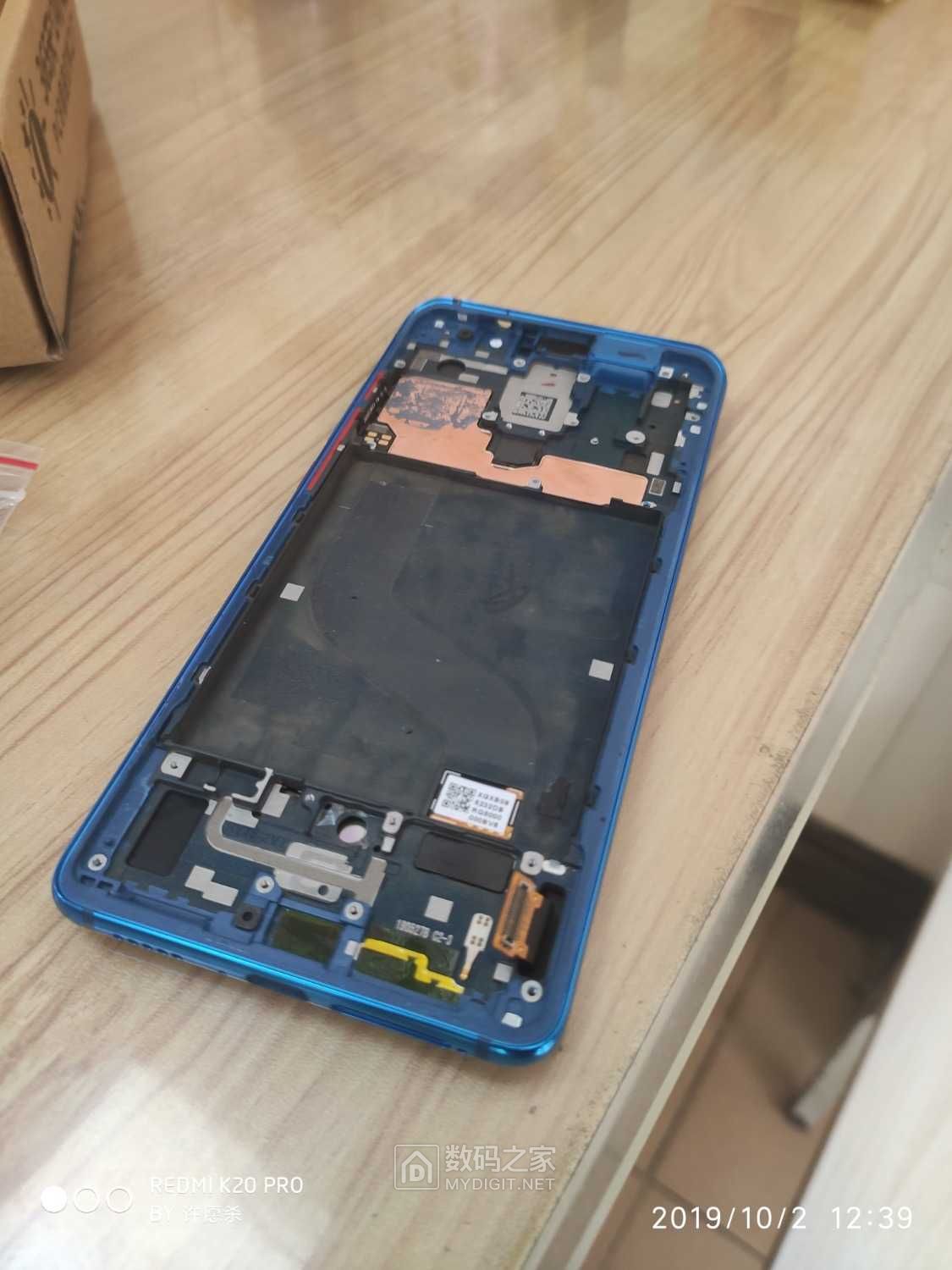 防水溅不防手贱,小米9进水拆修 - 拆机乐园 数码之家
