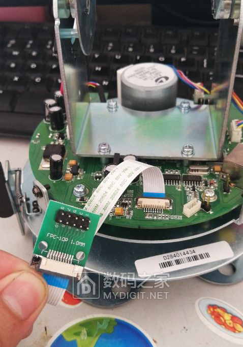 海康球机换 机芯 - 拆机乐园 数码之家