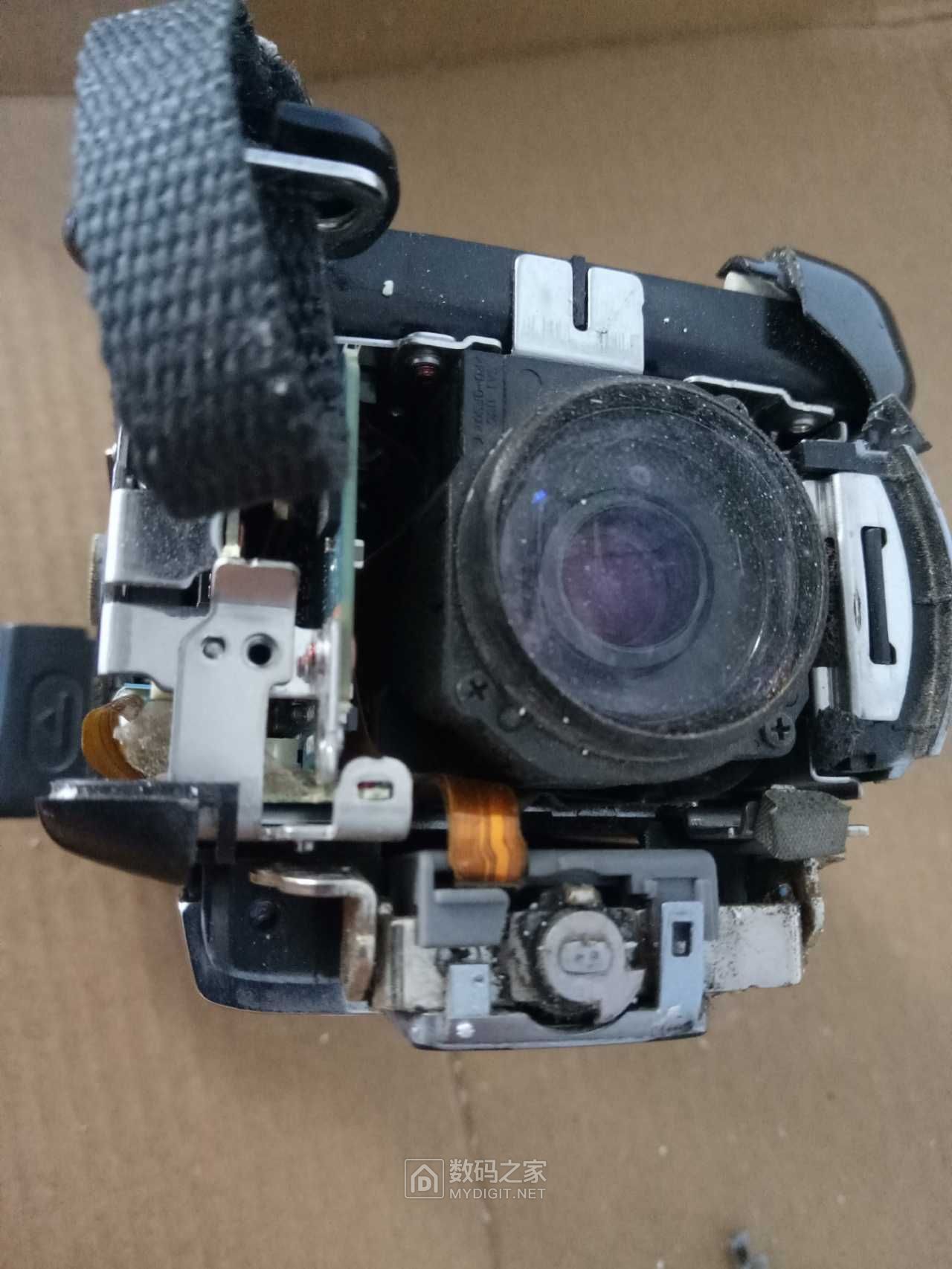 拆解SONY DCR-SR87E，屏线断了（已更换） - 拆机乐园 数码之家