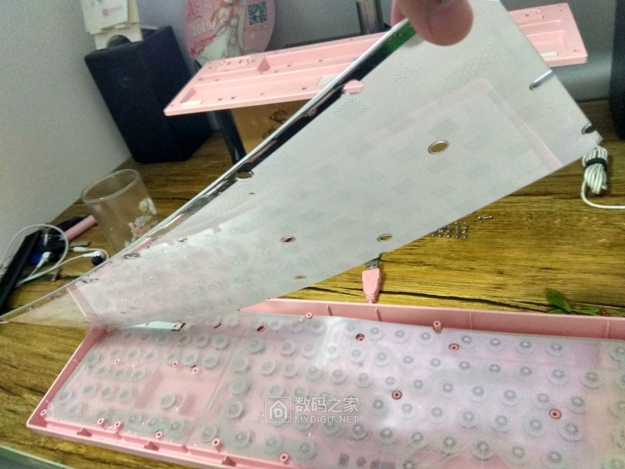 斗鱼薄膜键盘拆解