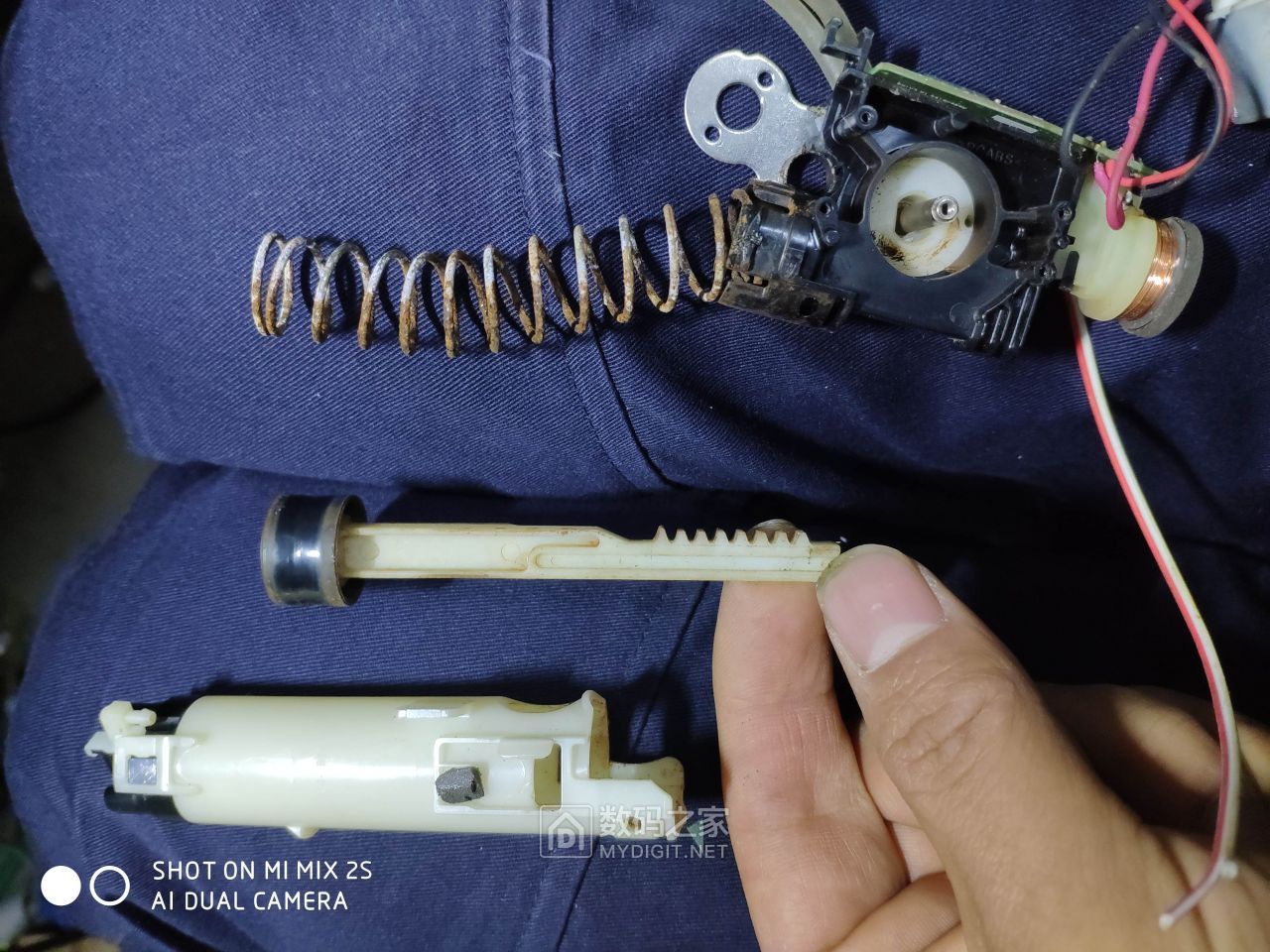 拆解飞利浦hx8340冲牙器