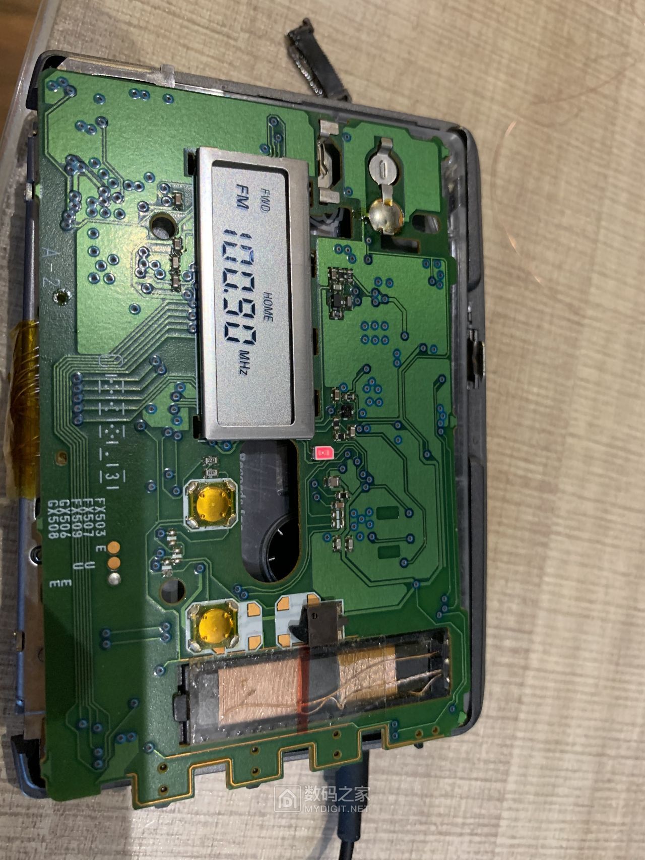 拆修索尼wmgx506磁带随身听密集飞线