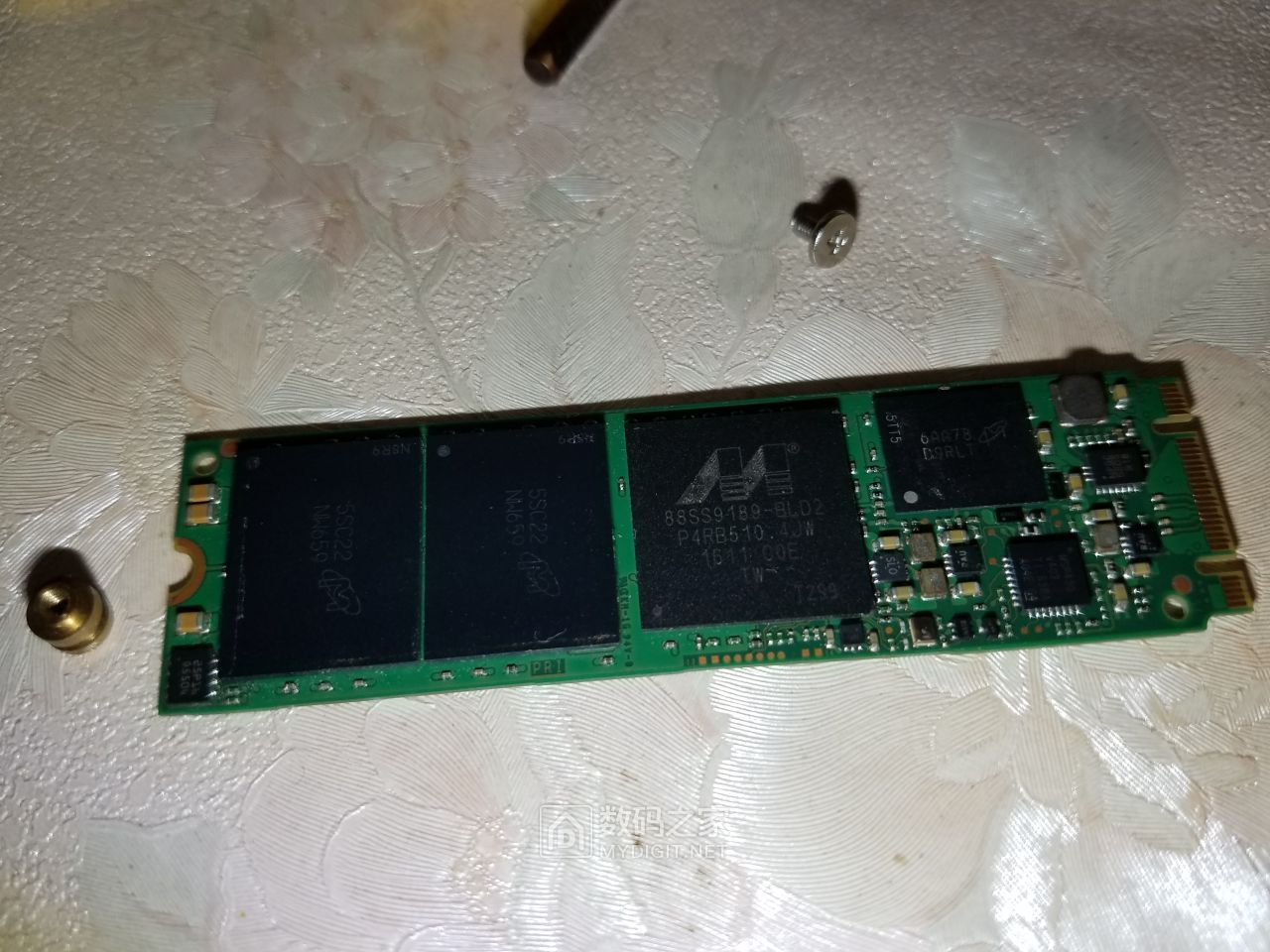 上了个镁光m600m2480gssd的车居然没翻