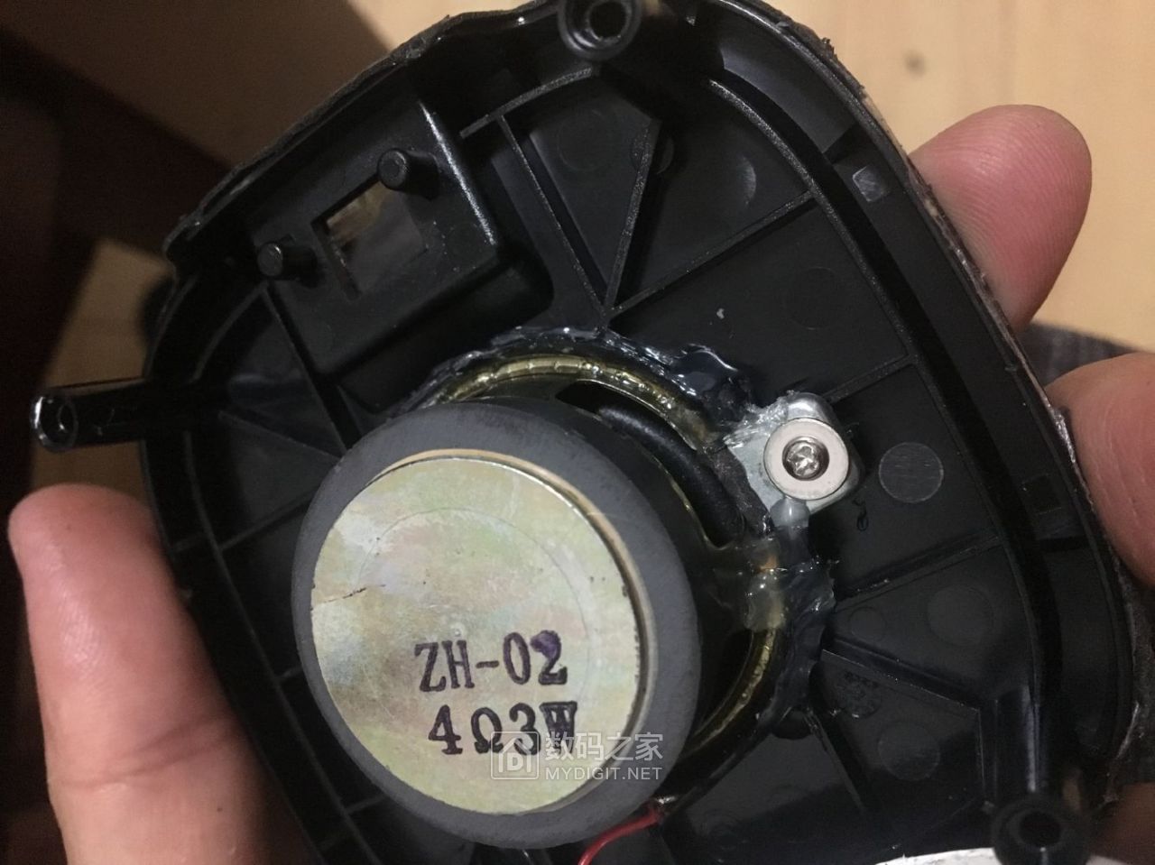DD9201BF8F5F95C9DA3AC262C8EC26EF.jpg