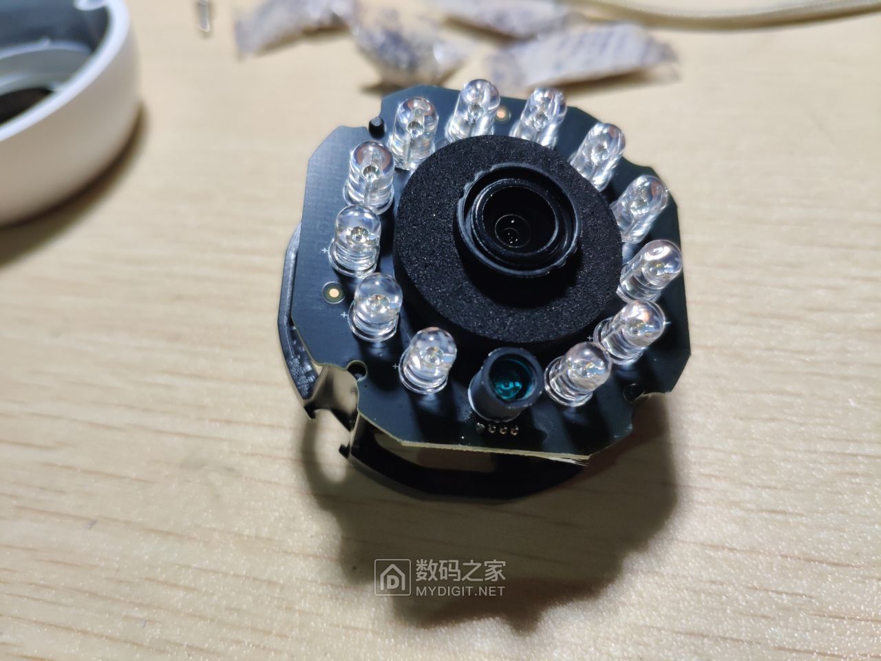 x拆修拆一个磁共振报坏爱华摄像头原来是工程师犯二