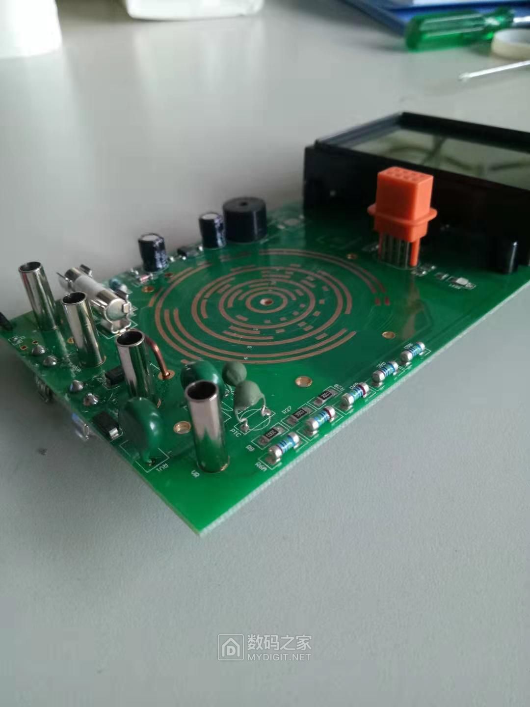 拆最新款胜利VC9802A+ - 拆机乐园 数码之家