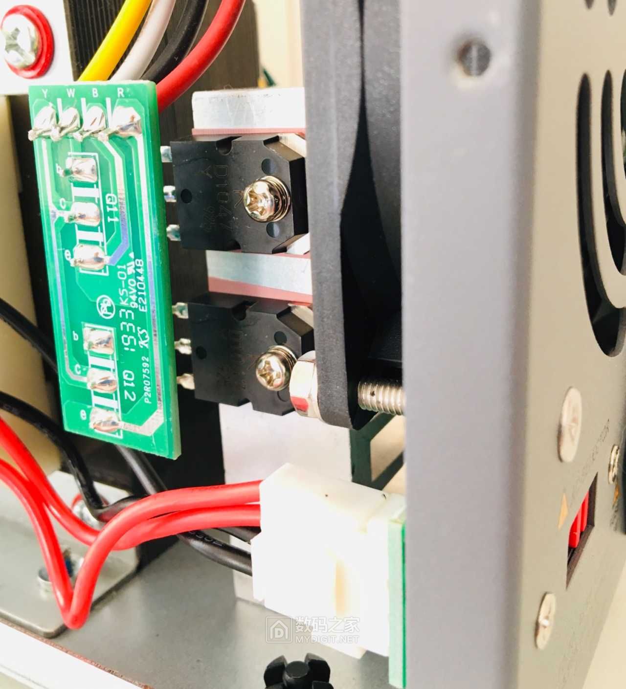 优利德 直流稳压电源 UTP3315TFL-II 拆解 - 拆机乐园 数码之家