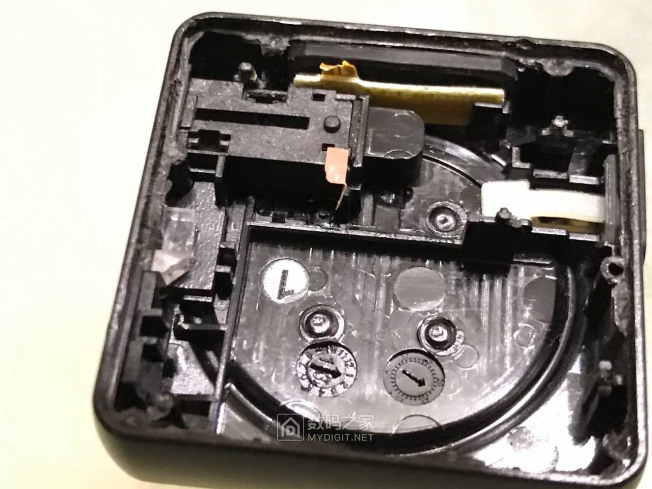 索尼sbh20领夹式蓝牙耳机完整拆机教训