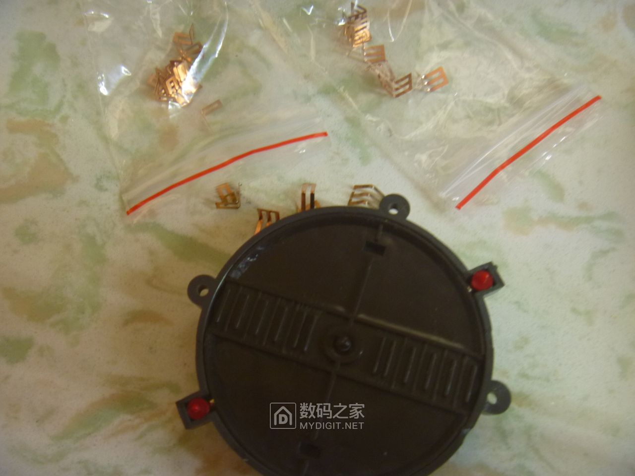 求助大神滨江dt9972万用表铜片怎么安装