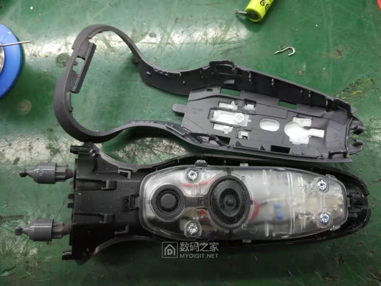 飞利浦s300电动剃须刀更换电池