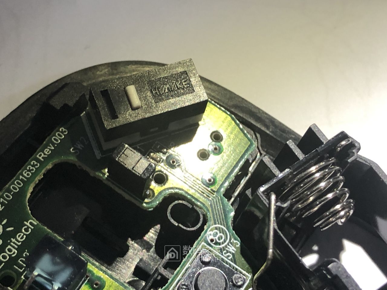 拆个同事撒了水的鼠标罗技m238