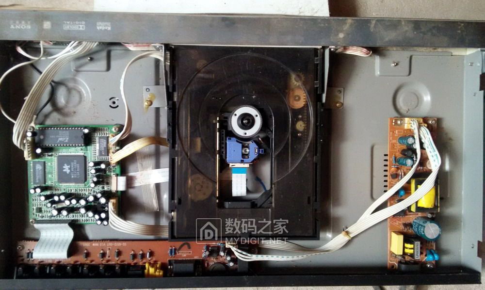 拆一台索佳sg6512dvd视盘机