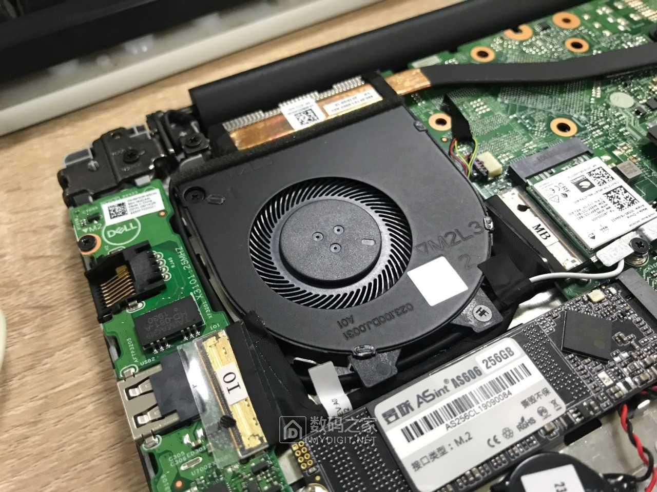 戴尔灵越5488拆机加硬盘