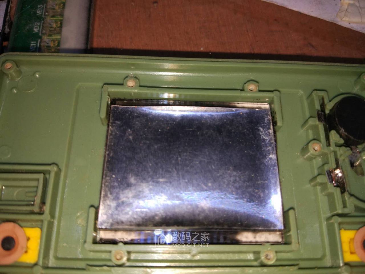 80年代的游戏机室 101255i0e2kwken333pj2e.jpg