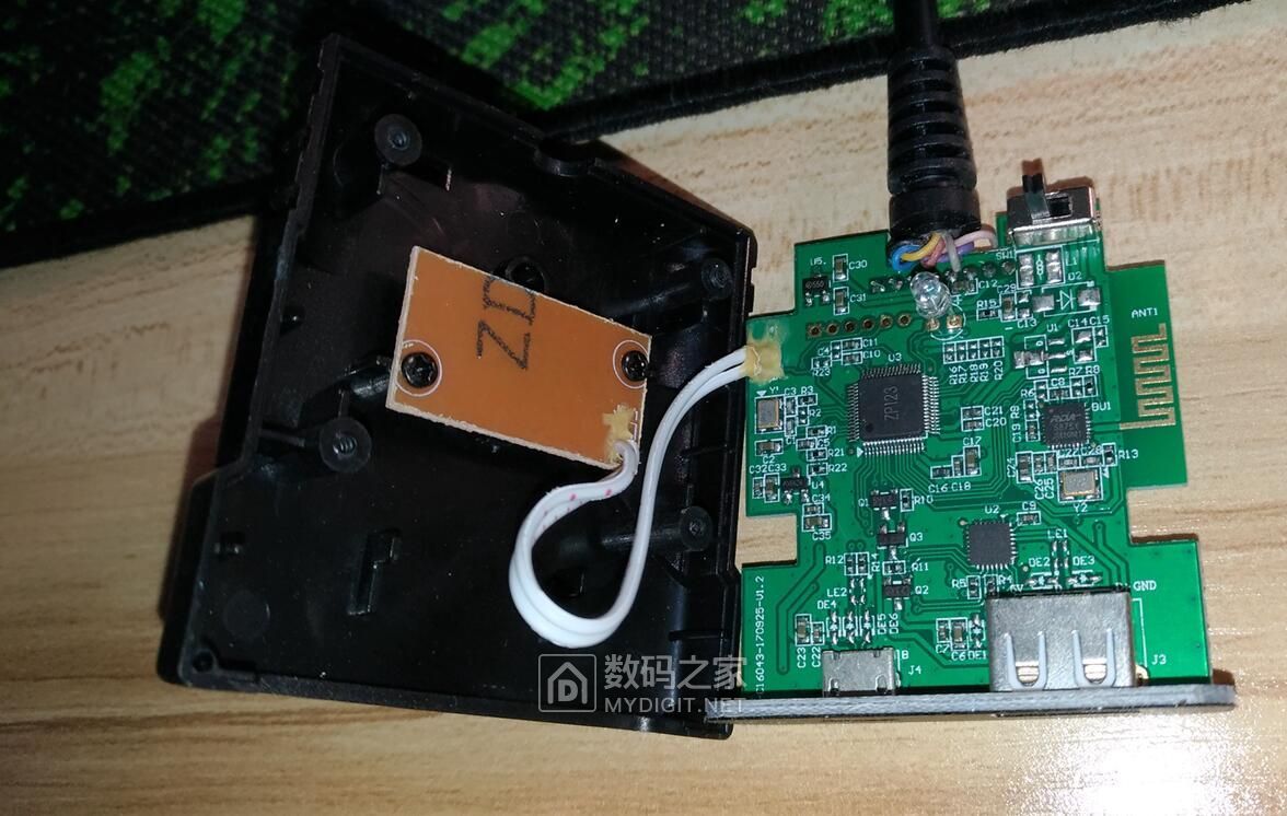 新款brook转接器ps3ps4手柄转ps2手柄