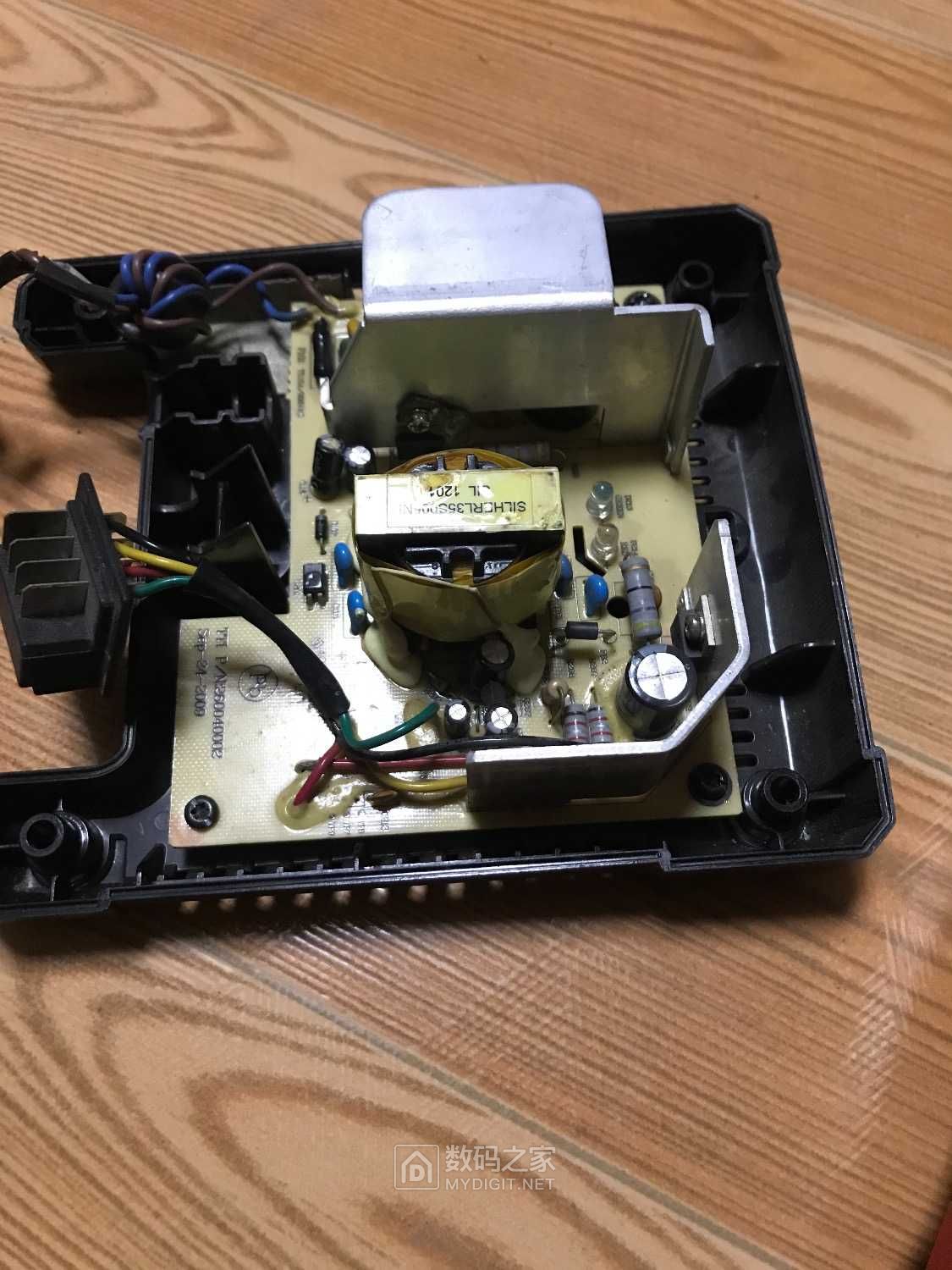 米沃奇m18充电器维修大神