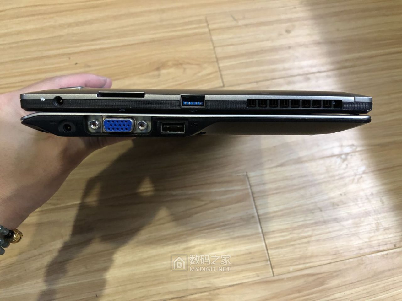 富士通q702二合一平板电脑