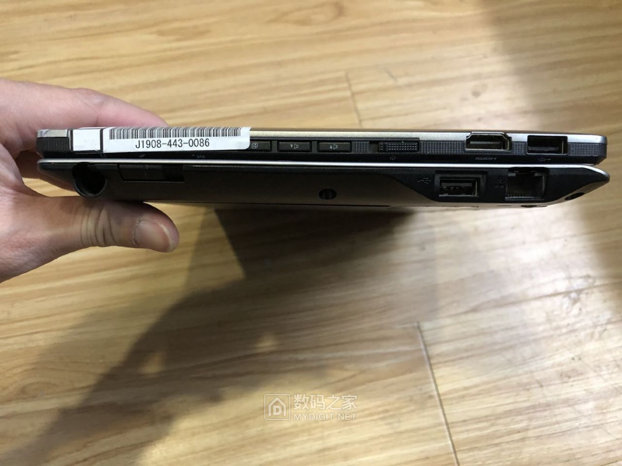 富士通q702二合一平板电脑