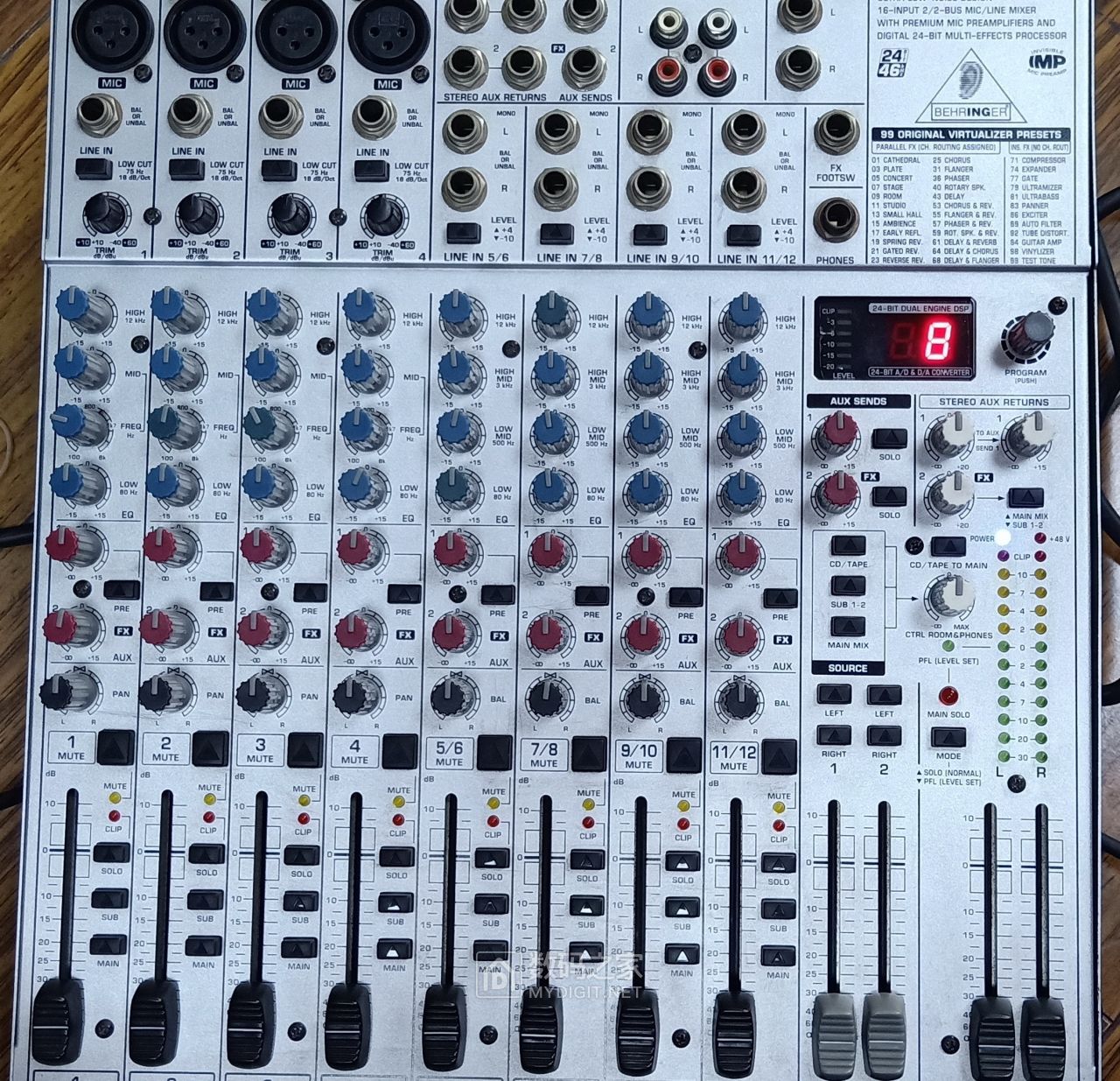 百灵达behringerub1622fxpro调音台拆机清灰