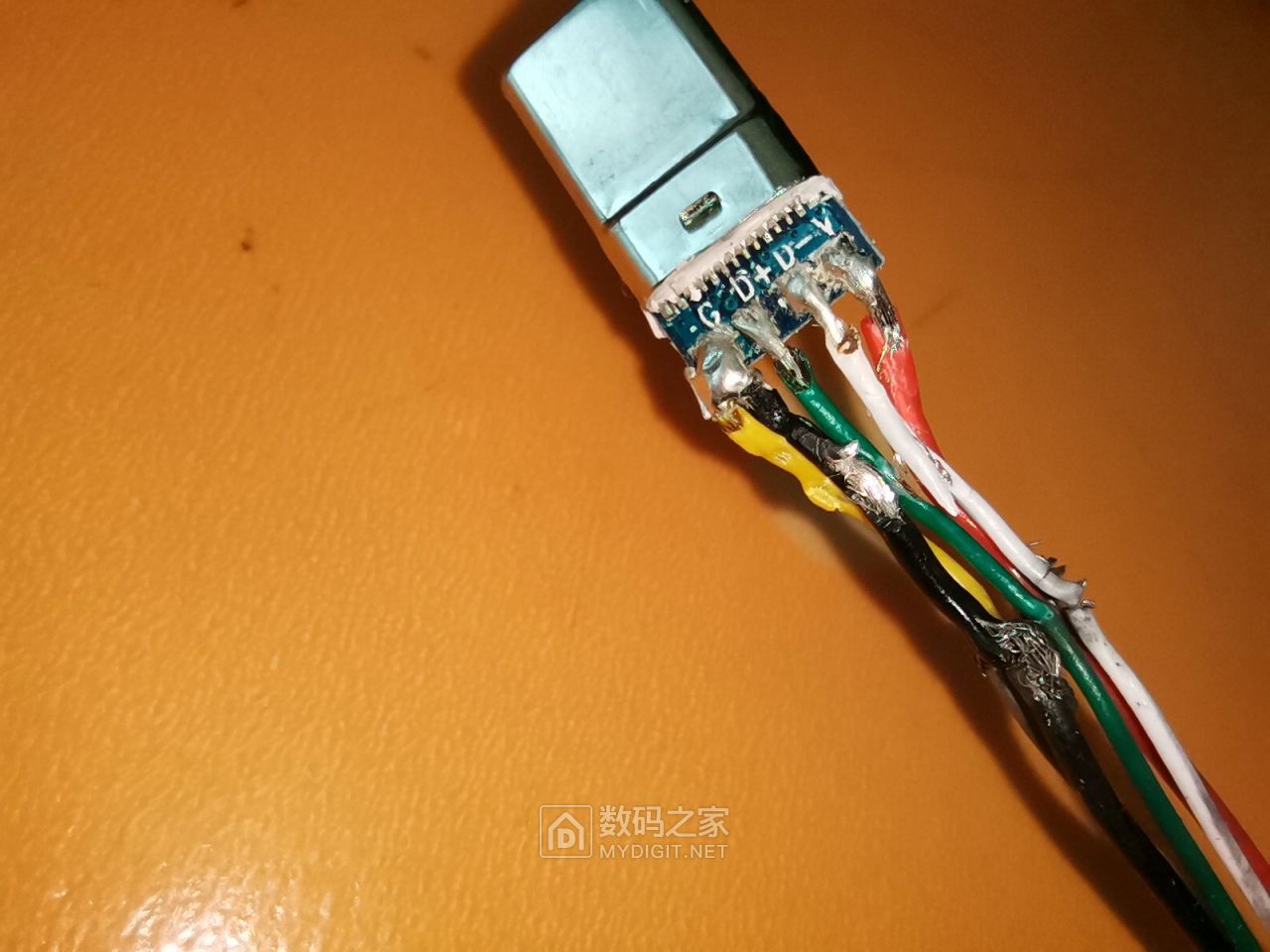 元作一根短路的海尔数据线拆解与测试