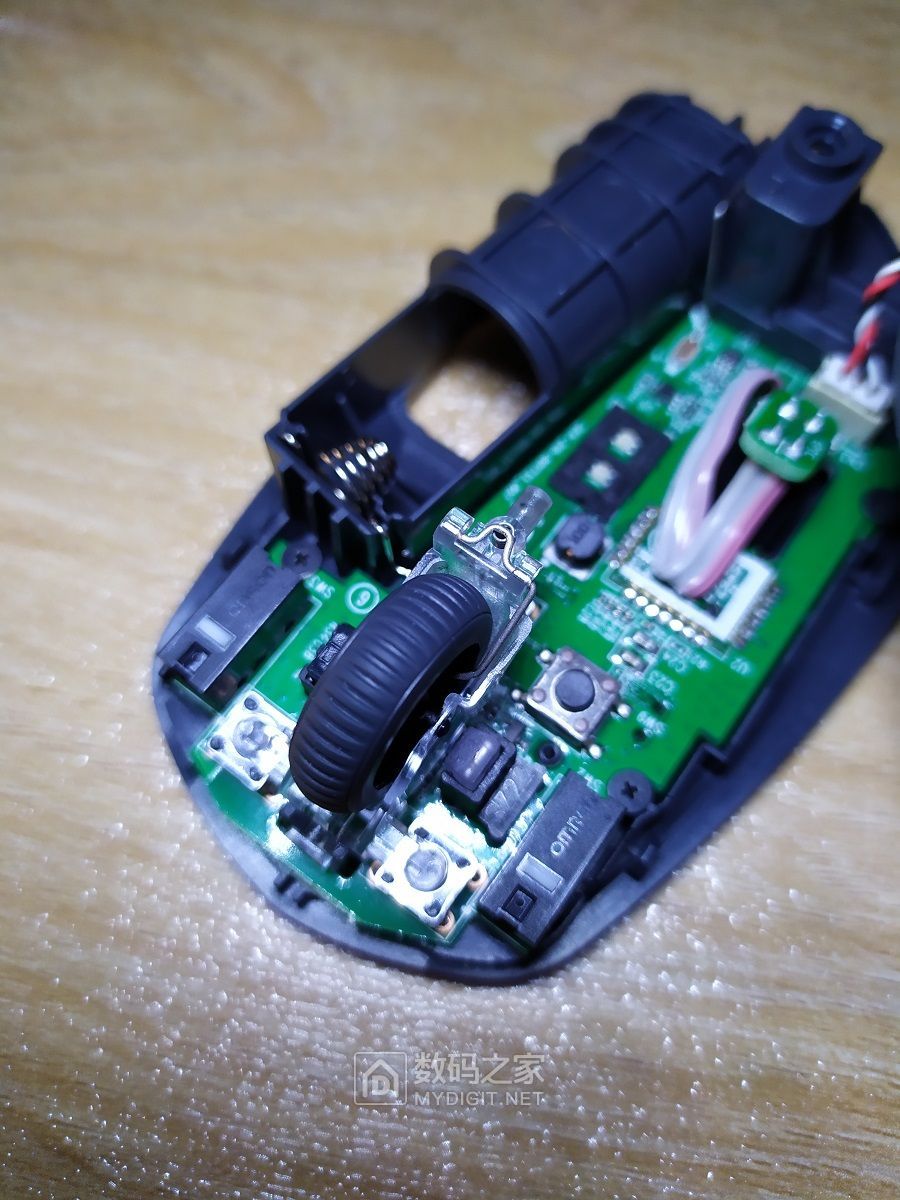 拆一个罗技m585垫一下滚轮阻尼