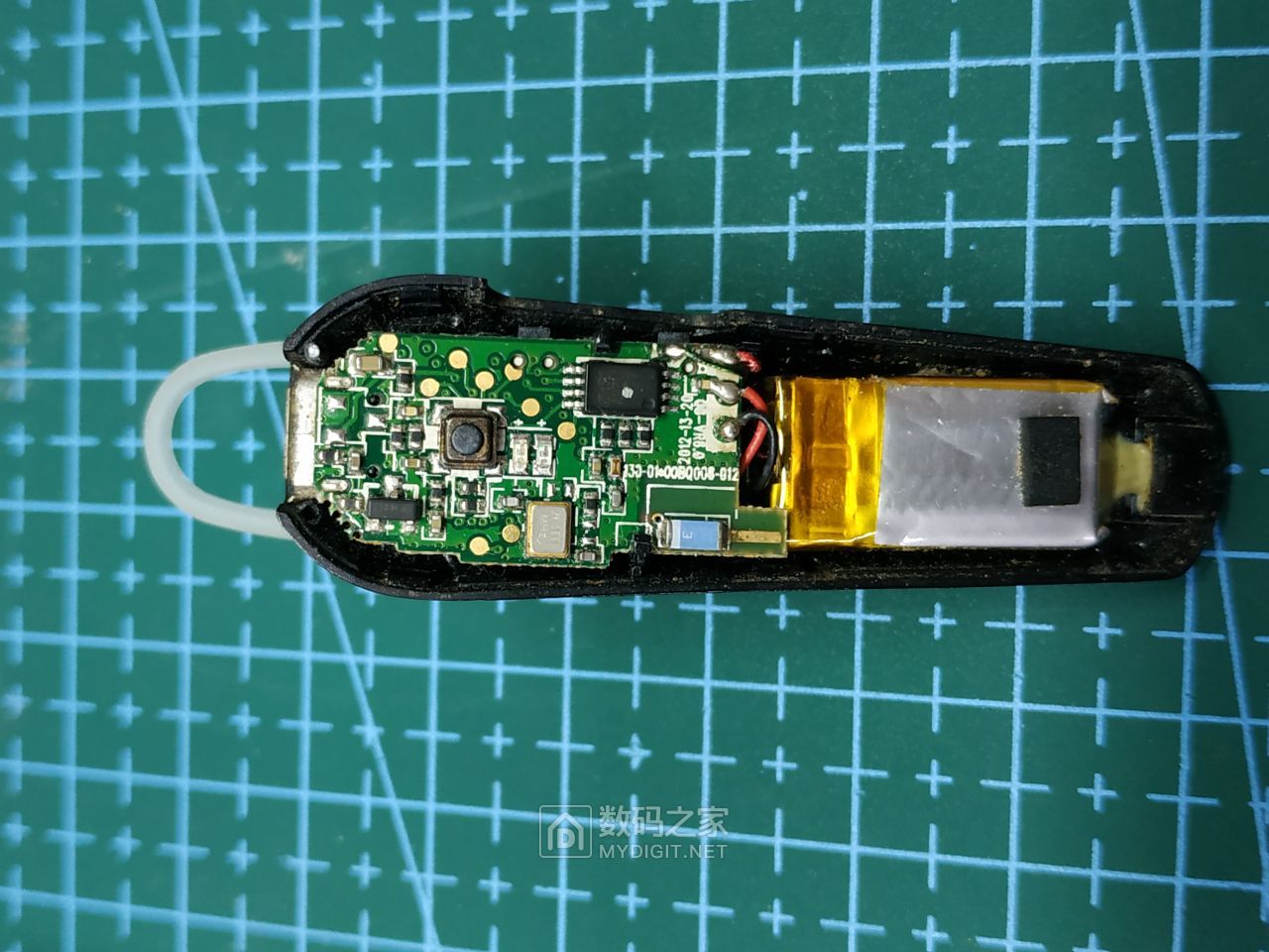 qcy蓝牙耳机更换电池